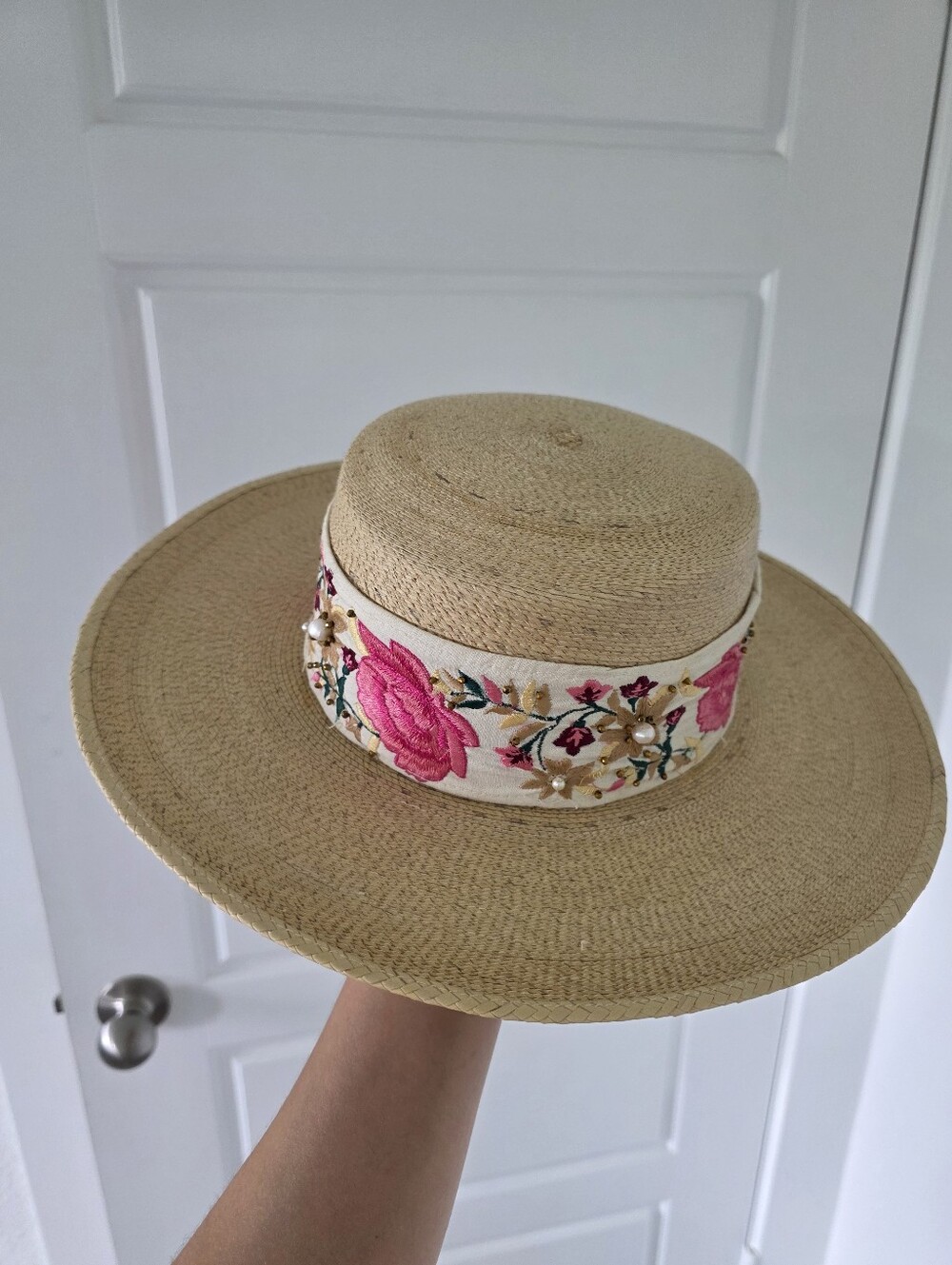 Straw Tan Boater Hat / Embroidered NEW